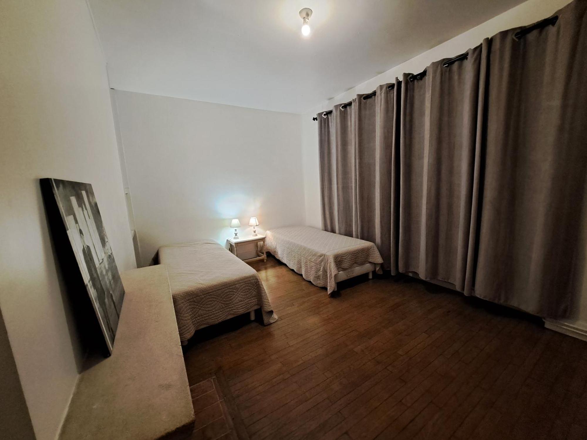 Charmant Appartement Au Pied Du Chateau Gien Exteriör bild